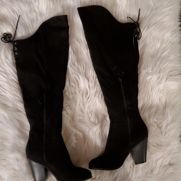 Black faux suede knee-high boots - Picture 3 of 5
